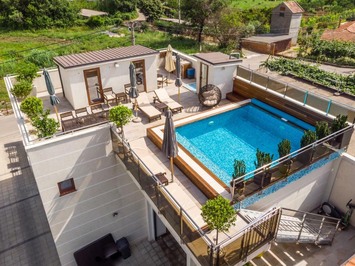 Apartments Davor Bar Bagian luar foto